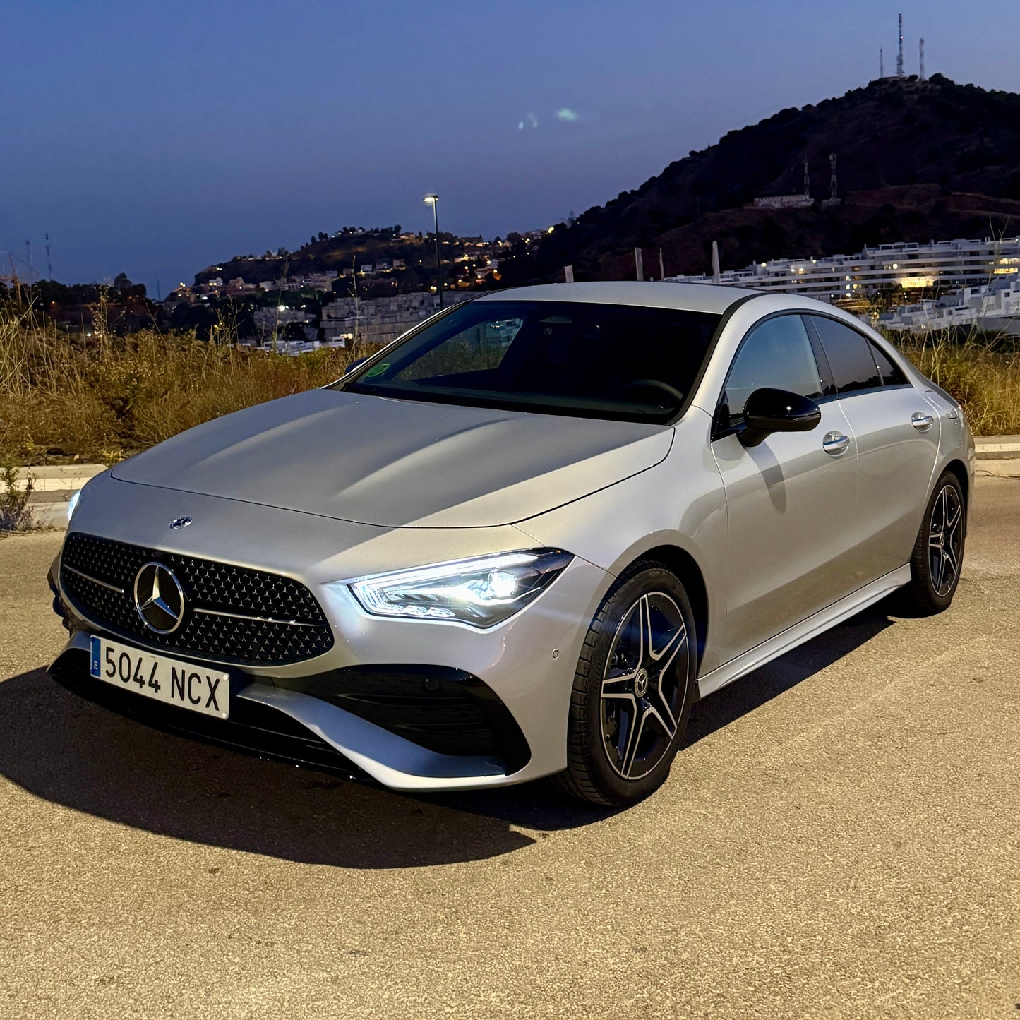Mercedes CLA 220d (Grey)
