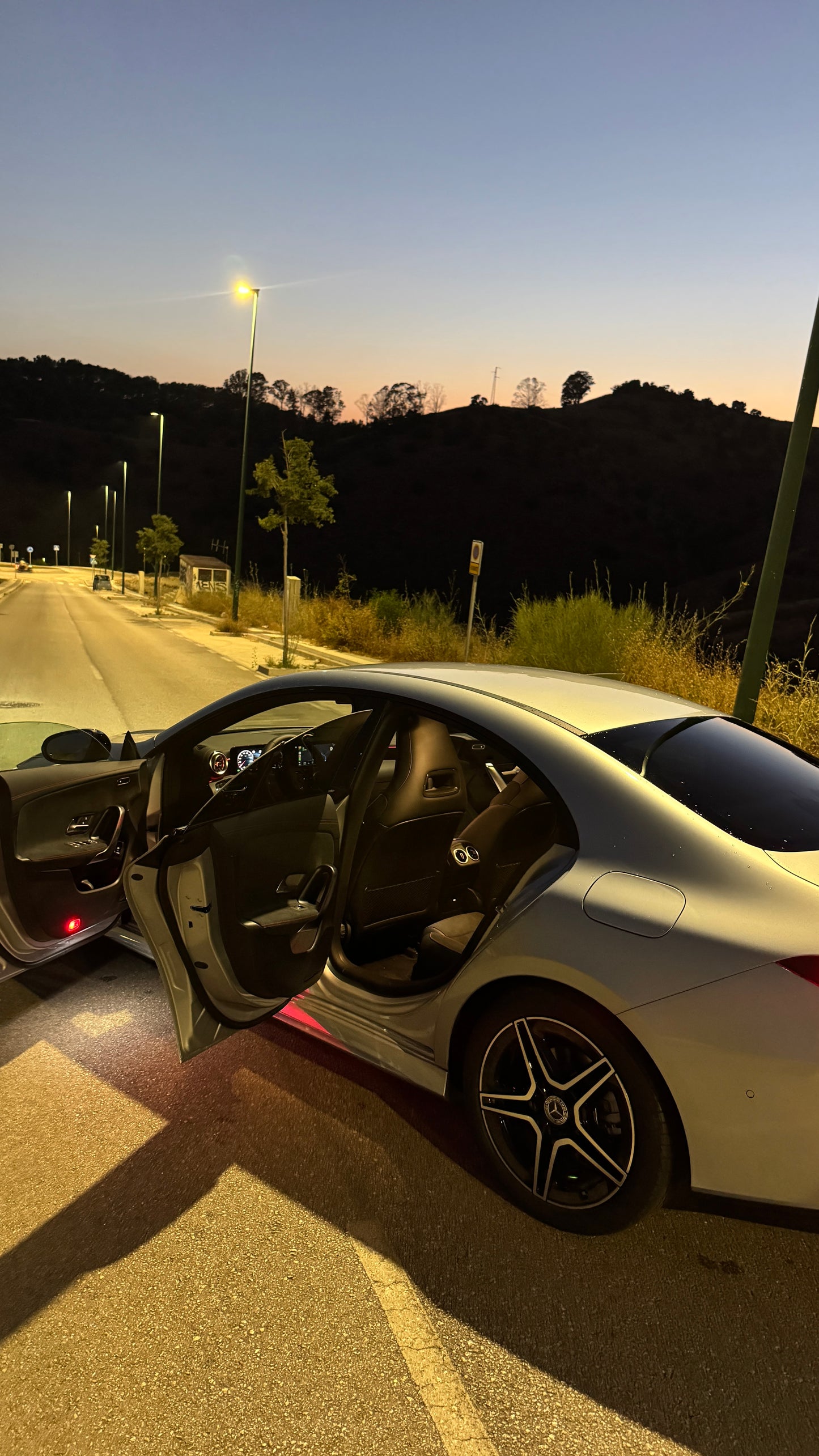 Mercedes CLA 220d (Grey)
