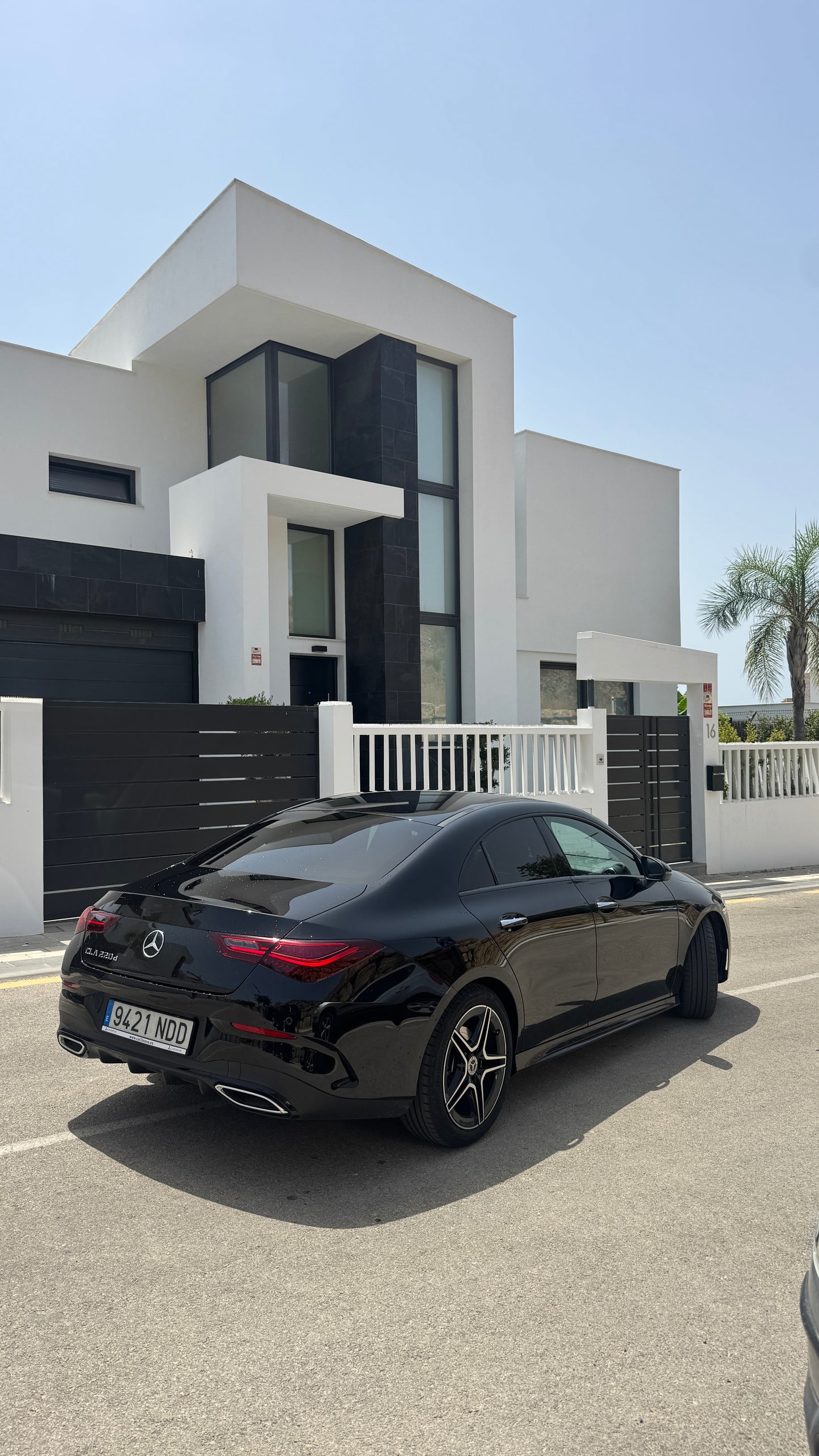 Mercedes CLA 220d (Black)