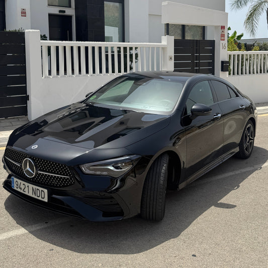 Mercedes CLA 220d (Black)